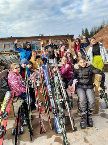 ГАЦКО - Успјешно реализована школа скијања у организацији ''Спартакуса''