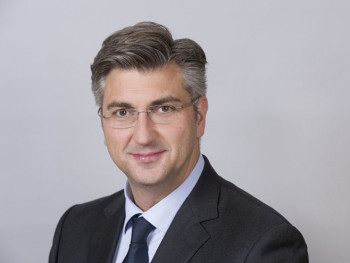 Пленковић: Подигнут степен приправности хрватске војске