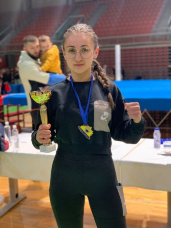 Јани Ђерић титула државног првака и пехар за најбољег јуниора