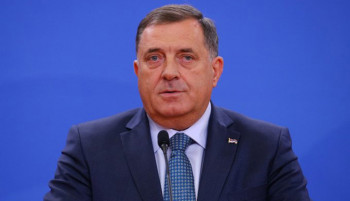 Dodik glasa u Generalnom konzulatu Srbije u Banjaluci
