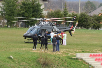 HELIKOPTERSKI SERVIS IZ NEVESINJA TRANSPORTOVAO PACIJENTA U UKC SRPSKE
