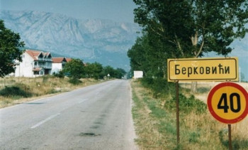 Берковићи: Грађани пријављују штету, једна породица исељена