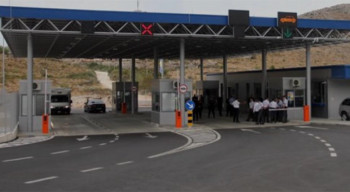 СДС-у важне само функције, на закон се не обазиру