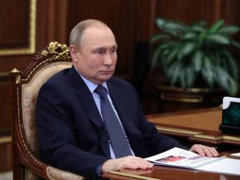 Benet: Putin se izvinio zbog izjave Lavrova o Hitleru