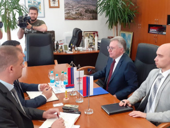 Ćurić i Kalabuhov o saradnji u oblasti poljoprivrede, turizma i energetike