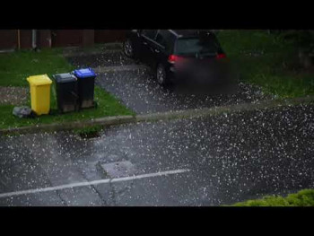 Nevrijeme i jak grad pogodili dijelove Hrvatske (VIDEO)