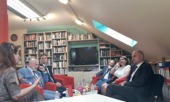 Амбасадори земаља Вишеградске групе посјетили требињску библиотеку: Обећана вриједна донација