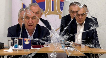 Странци руше СДС – Шаровић одустаје од кандидатуре