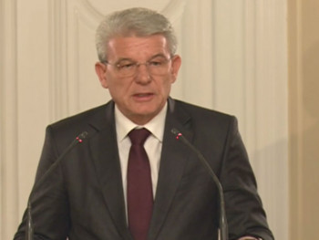 Џаферовић поздравио британско слање војних експерата у БиХ