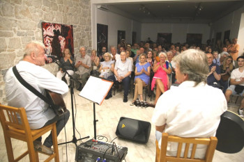 Brojni Trebinjci uživali u stihovima i notama Ranka Slijepčevića