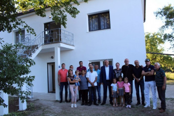 ''Radna akcija s Tamarom''donijela radost u Nevesinje – Novi dom za višečlanu porodicu Mišeljić