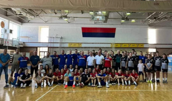 Završni dan rukometnog kampa, organizovana  utakmica između Reprezentacije Republike Srpske i RK Hercegovina 