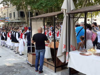 Требиње: Отворен мини сајам домаћих производа