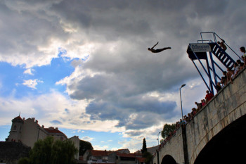 Скоковима са Каменог моста завршени ''Дани Требишњице'' 