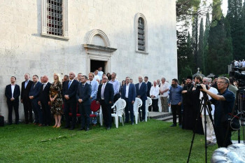 Patrijarh Porfirije u Herceg Novom, među zvanicama gradonačelnik Mirko Ćurić