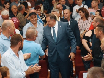 Додик: Желимо мир и развој, али бранимо своје светиње - српску и њен народ