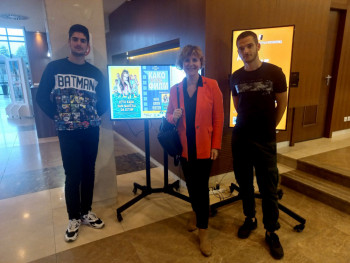 На 8. Међународном филмском фестивалу кратког филма ''Кратка форма'' -филм требињских гимназијалаца ''Владо'' освојио је Посебно признање 