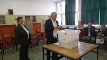 Trebinje: Gužve na biračkim mjestima