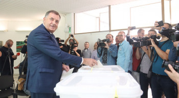 Dodik glasao u Laktašima