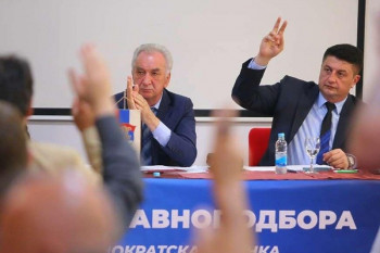 Ko je kriv za izborni potop SDS-a? Stranački lideri upropastili nacionalni pokret