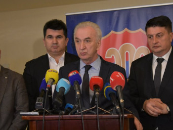 Moguće ostavke članova Predsjedništva SDS-a