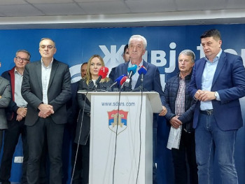 Šarović i svi članovi Predsjedništva SDS-a podnijeli ostavke (VIDEO)
