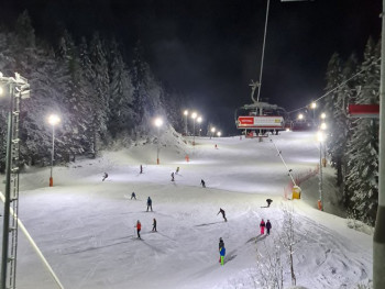 Ljevnajić - Janša: Sporazum o sezonskim ski-kartama