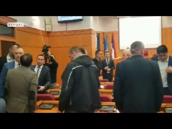 Prekinuta petnaesta redovna sjednica Skupštine Grada Trebinja (VIDEO)