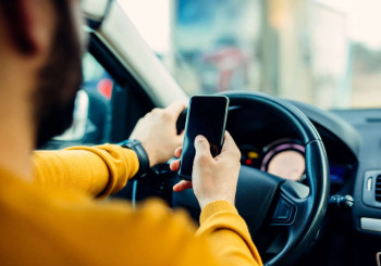 Требињска полиција контролише употребу телефона током вожње