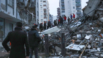 Broj mrtvih u zemljotresima porastao na 1.900, hiljade povrijeđenih