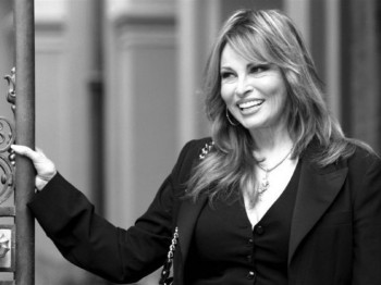 Преминула глумица Ракел Велч