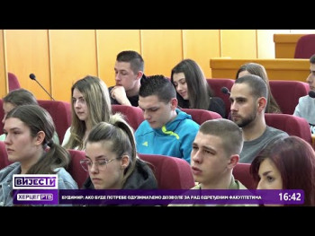 Ćurić: Po prvi put potpisani ugovori za stipendiranje 38 brucoša (VIDEO)