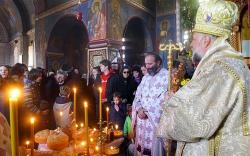 Episkop Grigorije: Umjesto suza i briga, radujte se plati na nebesima