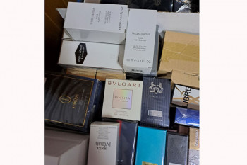 U vozilu Hitne pomoći pokušao prošvercovati parfeme iz Srbije