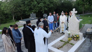 Mošti majke Svetog Vasilija izložene u crkvi u Mrkonjićima – Vjernici će ih cjelivati u narednim danima