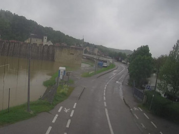 Zbog poplava zatvoreni granični prelazi Kostajnica i Kozarska Dubica