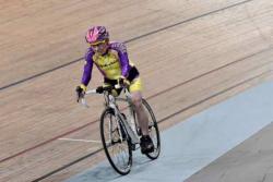 Са 105 година прешао 22 км и поставио нови рекорд (ВИДЕО)