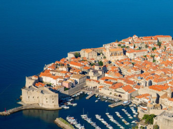Dubrovnik uvodi nova pravila za turiste, kazne velike ko ih ne poštuje