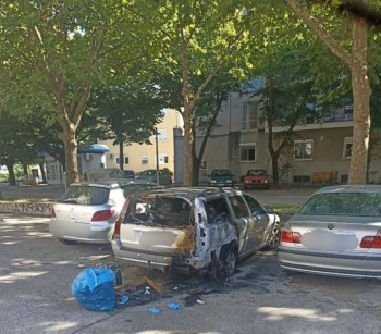 Gorio automobil u Trebinju