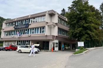 Rekonstrukcija otkriva istinu o padu bebe u bolnici u Foči