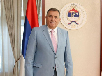 Dodik: Srpski narod želi da živi u miru (VIDEO)