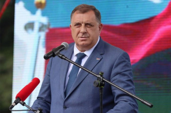 Dodik: Založiću se da minimalac u Srpskoj bude 1.050 KM