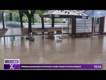 Jaka kiša preplavila ulice Trebinja (VIDEO)
