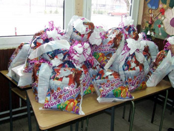 Crveni krst iz Trebinja prikupio 120 paketića za djecu iz socijalno ugroženih porodica