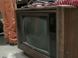 У старом телевизору пронашли 100.000 долара