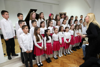 Osmomartovski koncert najmlađih učenika Muzičke škole 