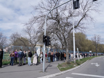 Nekoliko stotina Rusa glasalo u Beogradu za ruske predsjedničke izbore