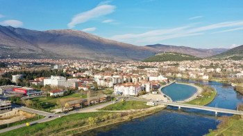 Prodali 12.000 m2 obale rijeke Trebišnjice bez znanja vlasti i građana Trebinja: Novi vlasnik bi da gradi zgrade!