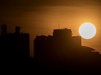 U SAD u ponedjeljak biće vidljivo potpuno pomračenje Sunca