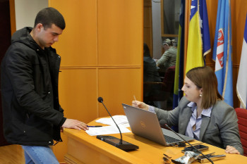 Bespovratna sredstava za nabavku mehanizacije, opreme i alata za 39 korisnika sa područja istočno-hercegovačke regije